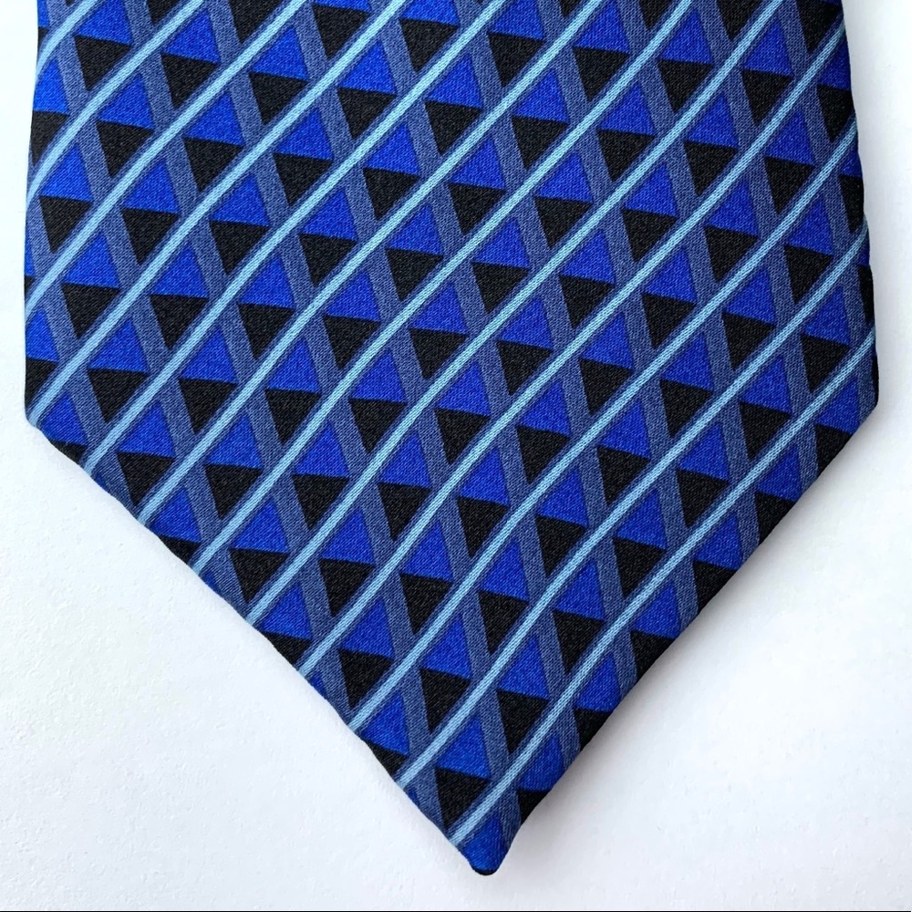 Stanley Blacker men's blue and black tie